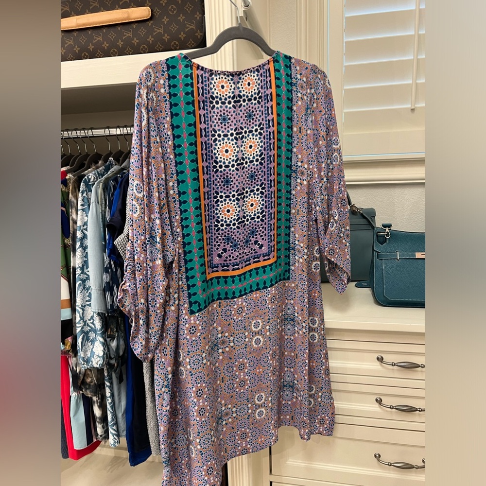 Tolani Silk dress - Picture 3 of 4